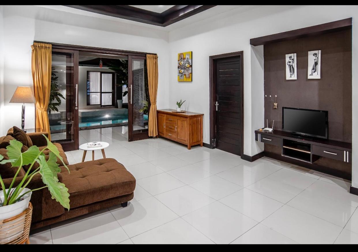 Pondok Arya Kuta Villas By Kamara Kültér fotó
