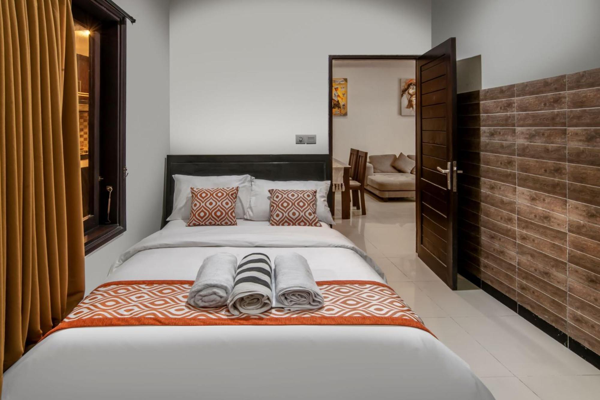 Pondok Arya Kuta Villas By Kamara Szoba fotó